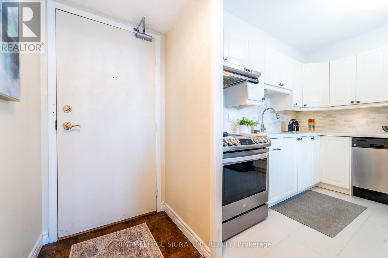 406 - 10 Fashion Roseway Way E, Toronto, Ontario  M2N 6B6 - Photo 5 - C12085272