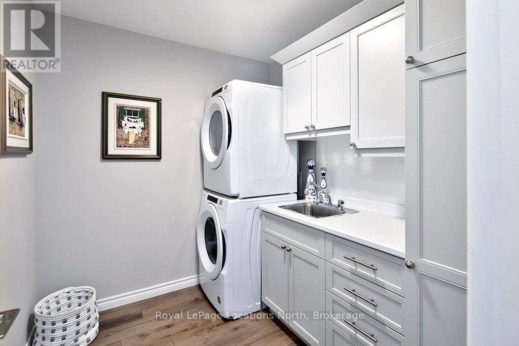 108 Warbler Way, Blue Mountains, Ontario  N0H 2P0 - Photo 22 - X12085591
