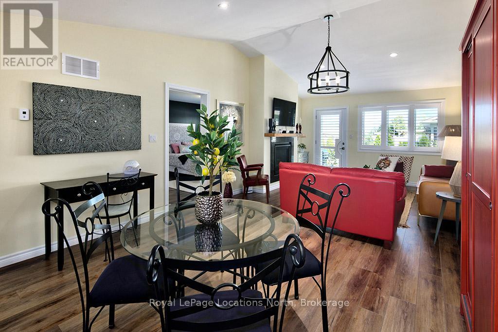 108 Warbler Way, Blue Mountains, Ontario  N0H 2P0 - Photo 8 - X12085591