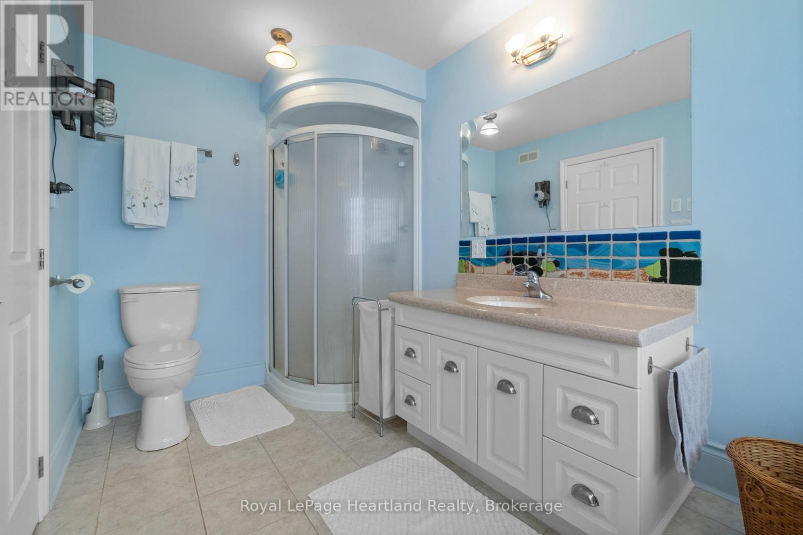 260 William Street E, North Middlesex, Ontario  N0M 2K0 - Photo 21 - X12085644