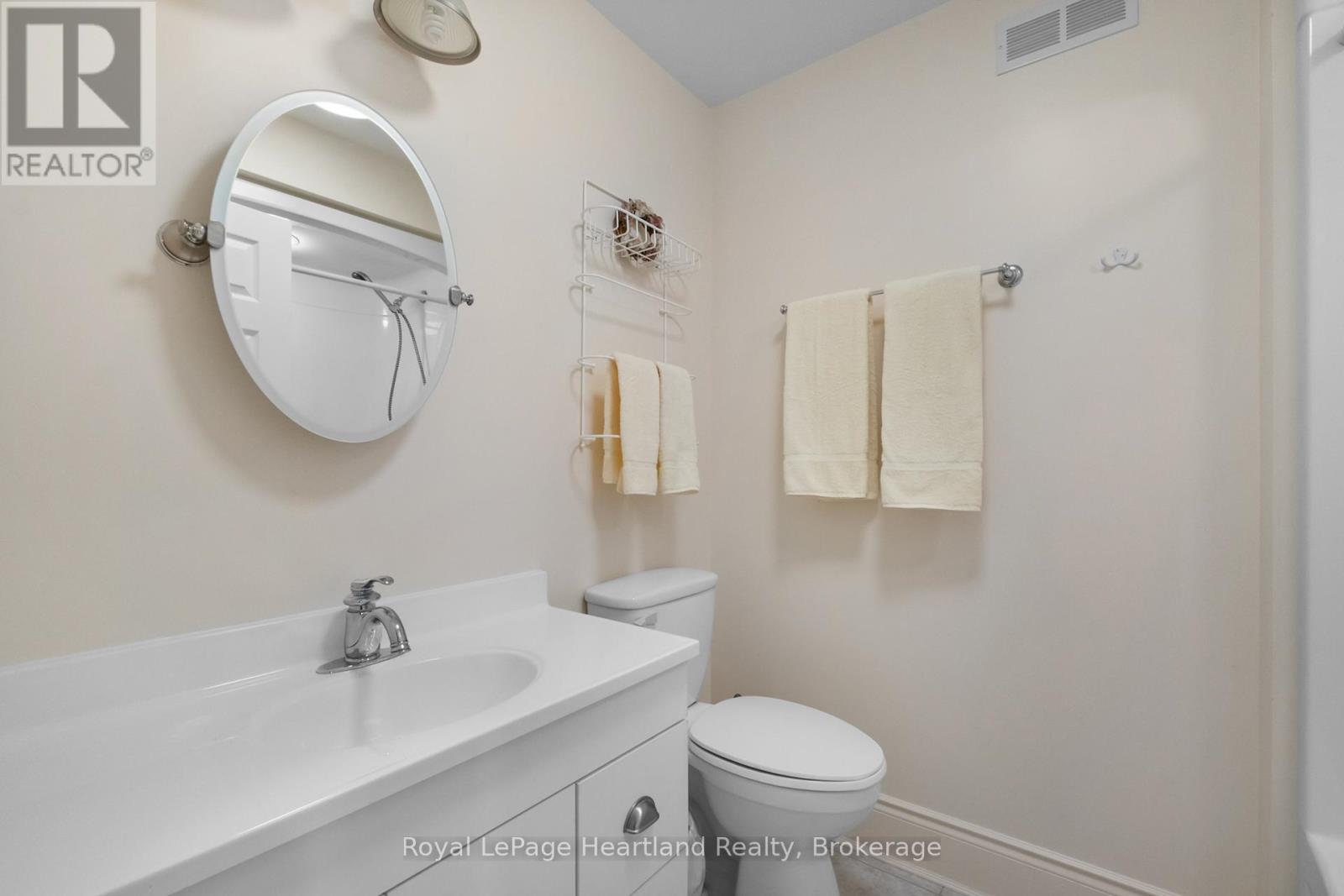 260 William Street E, North Middlesex, Ontario  N0M 2K0 - Photo 26 - X12085644