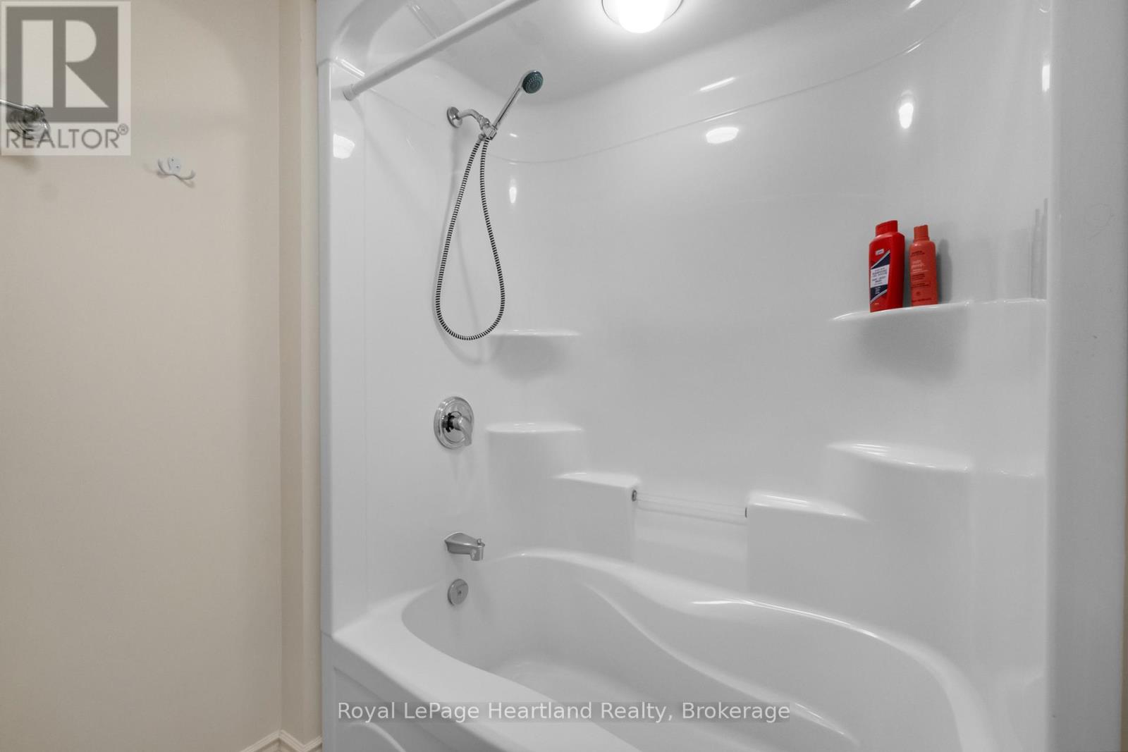 260 William Street E, North Middlesex, Ontario  N0M 2K0 - Photo 27 - X12085644