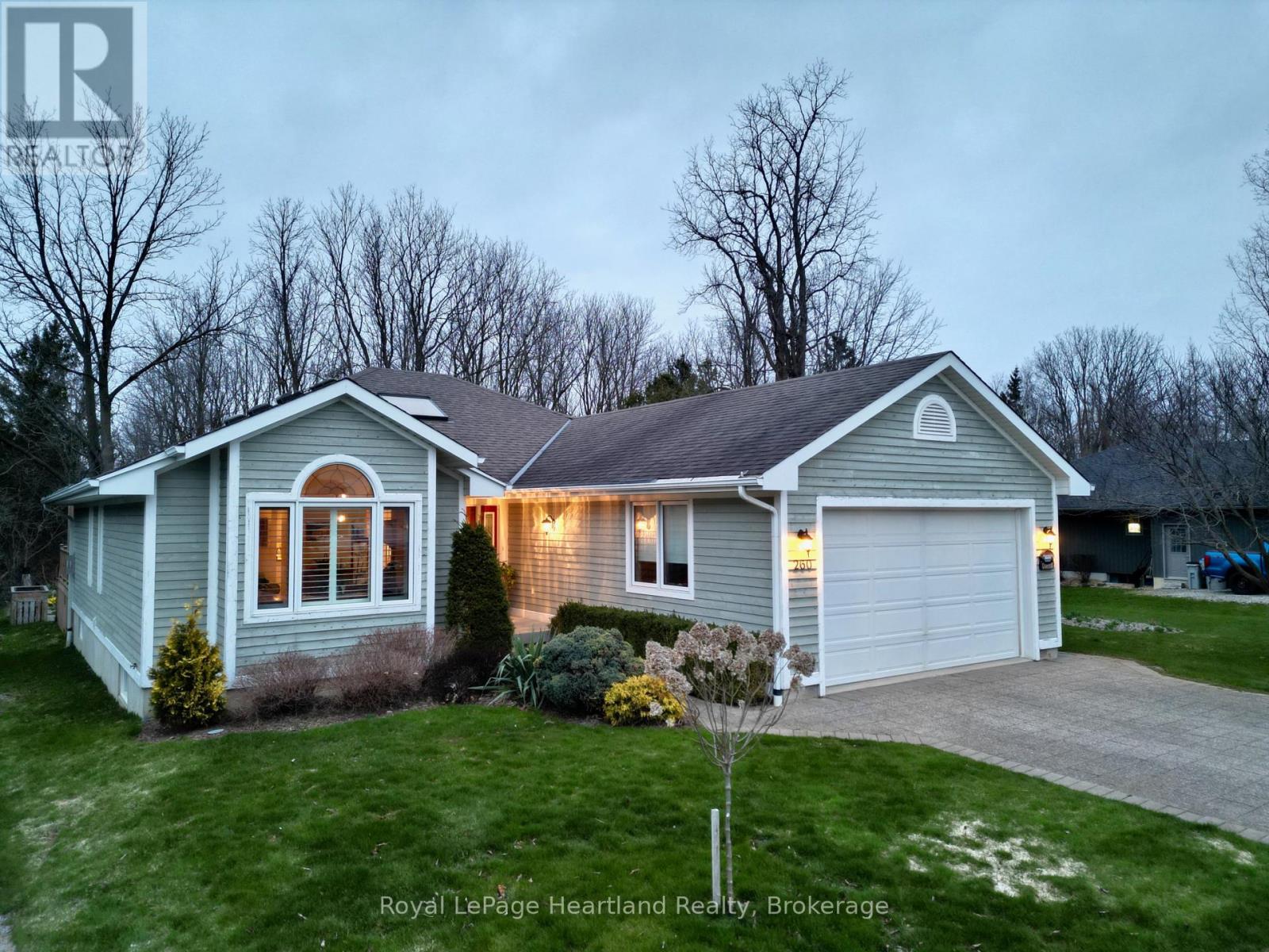 260 William Street E, North Middlesex, Ontario  N0M 2K0 - Photo 34 - X12085644