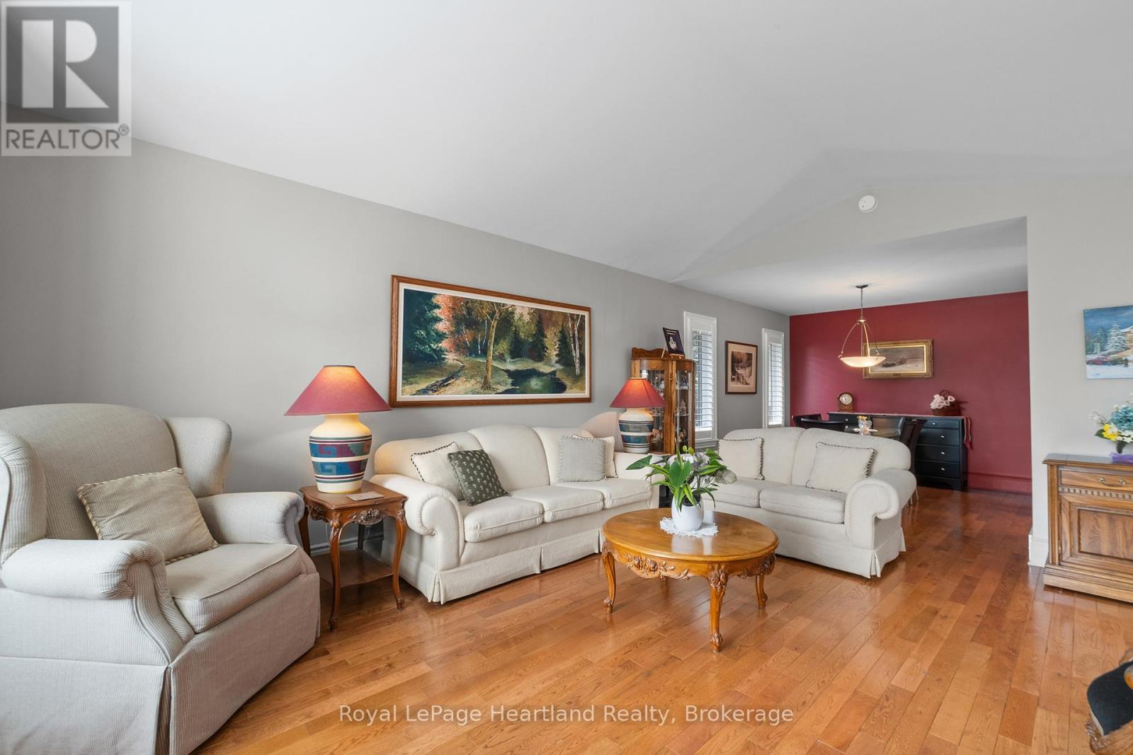 260 William Street E, North Middlesex, Ontario  N0M 2K0 - Photo 7 - X12085644