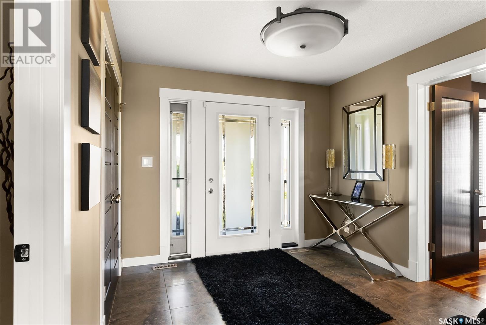 Property at 4818 Sandpiper CRESCENT E image 2