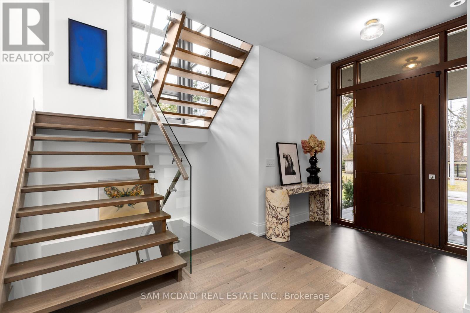 Property at 267 KENOLLIE AVENUE image 2