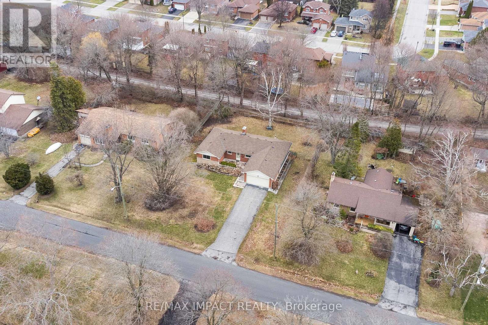 Property at 52 HAMILTON AVENUE image 4