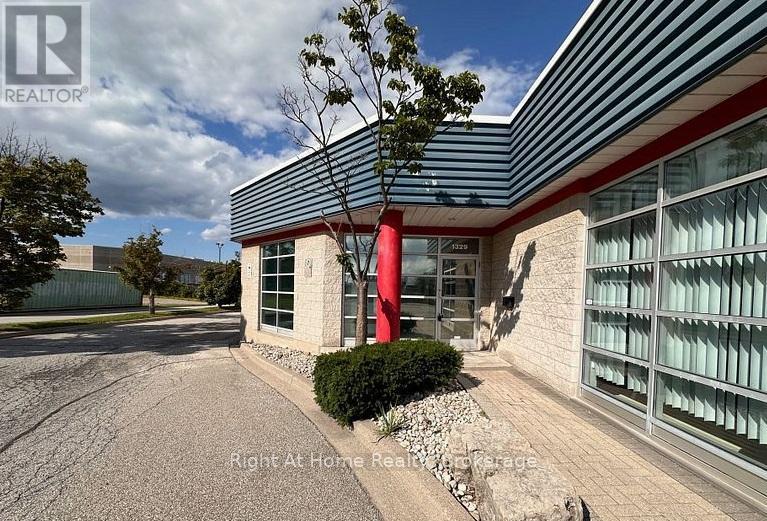 Property at 1329 HEINE COURT image 3