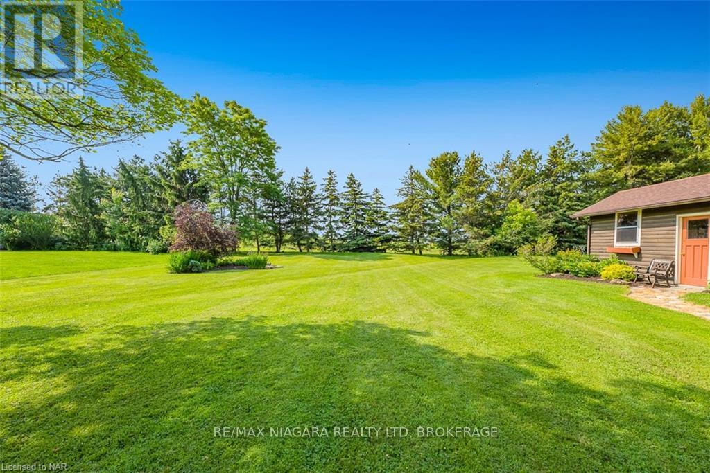 4446 Lakeside Drive, Lincoln, Ontario  L3J 0X7 - Photo 29 - X12085673