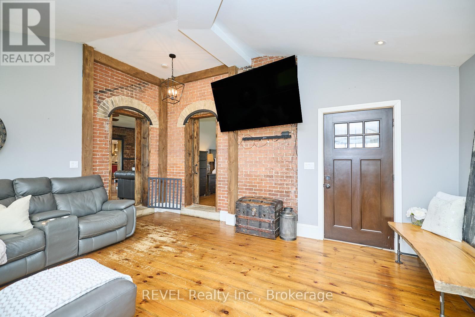 118 River Road, Pelham, Ontario  L0S 1C0 - Photo 18 - X12085702