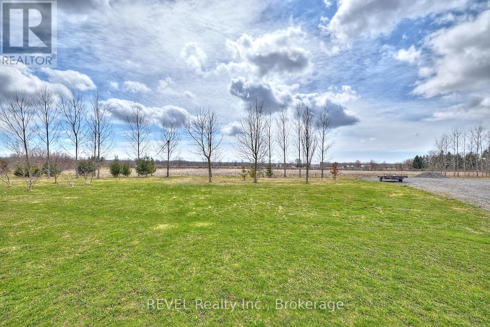 118 River Road, Pelham, Ontario  L0S 1C0 - Photo 46 - X12085702