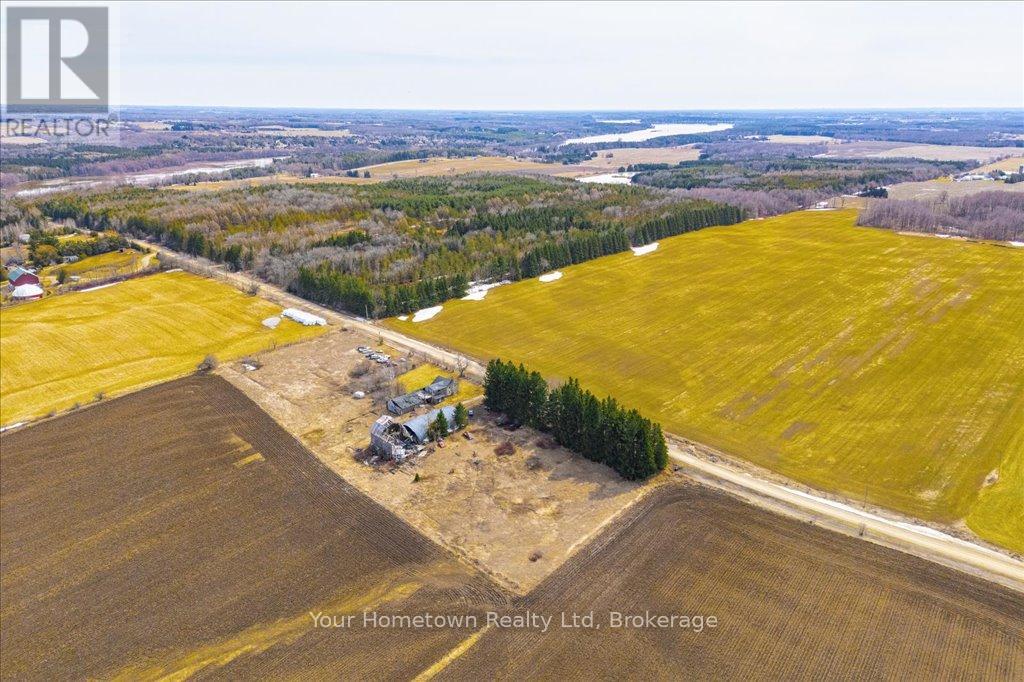 012189 East-West Garafraxa Townline, Centre Wellington, Ontario  L9W 6Y3 - Photo 3 - X12085668