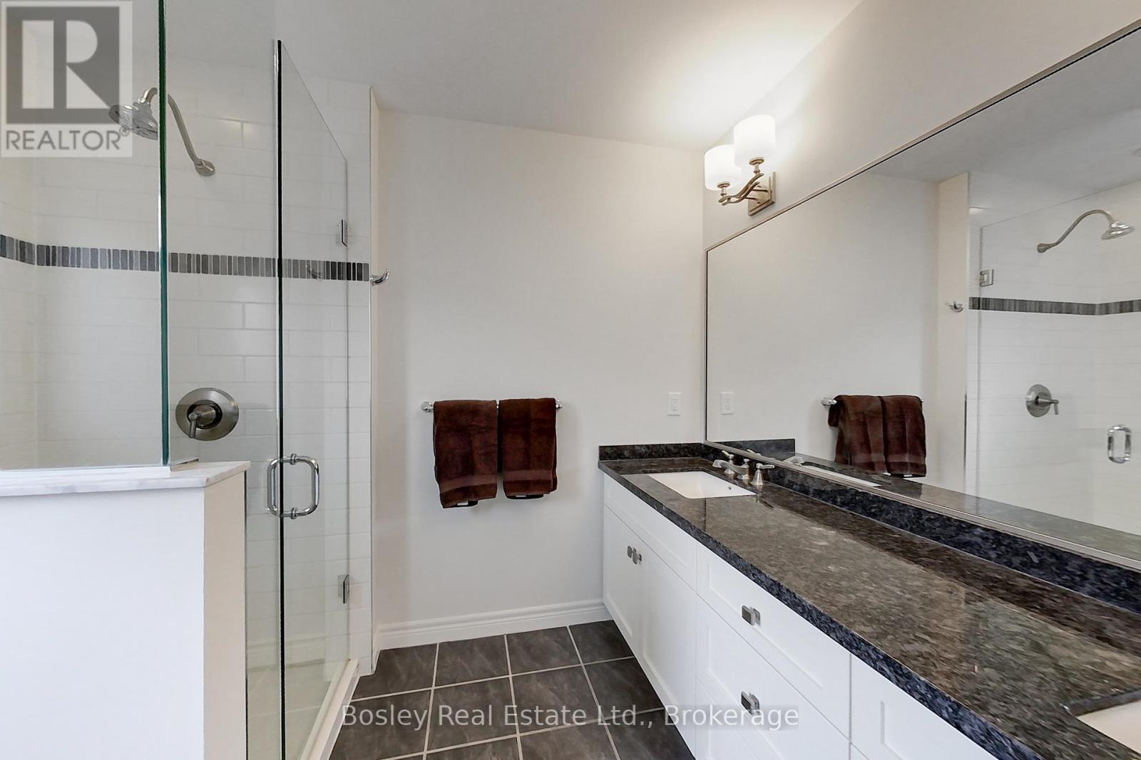 104 Delphi Lane, Blue Mountains, Ontario  N0H 1J0 - Photo 20 - X12085686