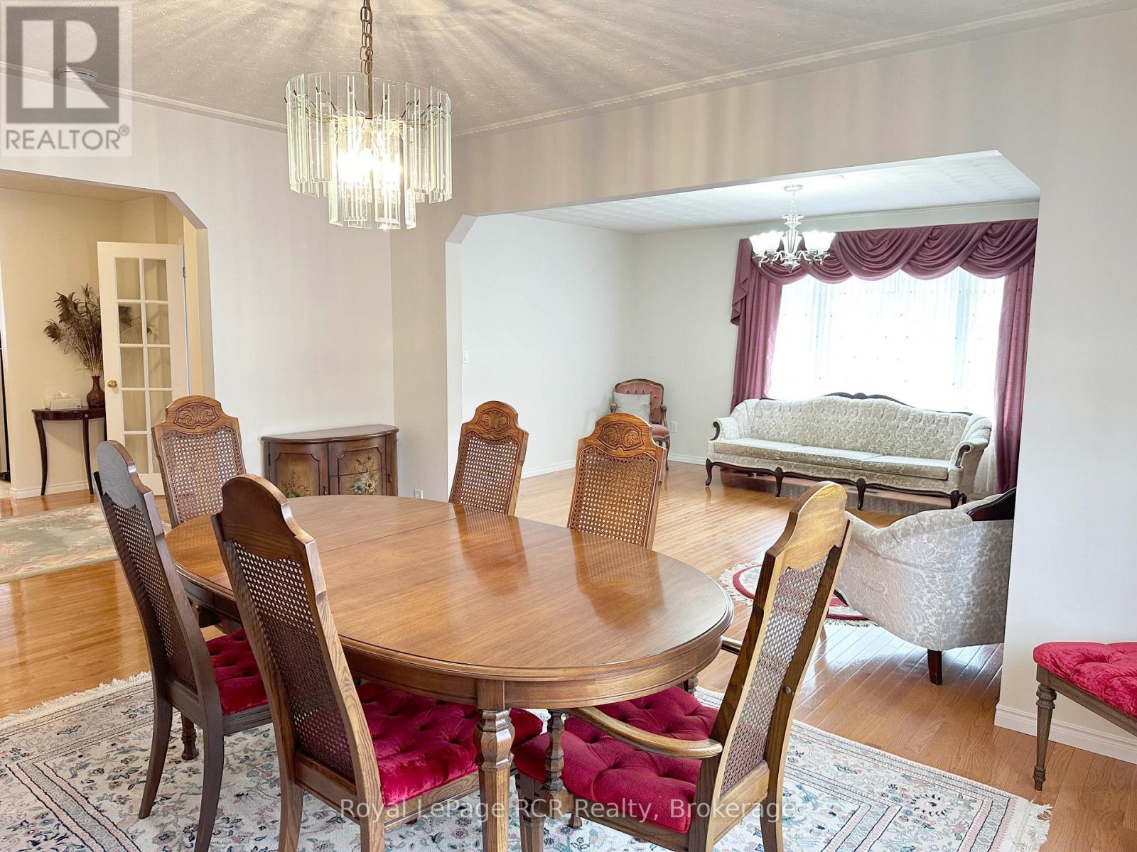 218 4th Street Crescent, Hanover, Ontario  N4N 3S2 - Photo 19 - X12085716