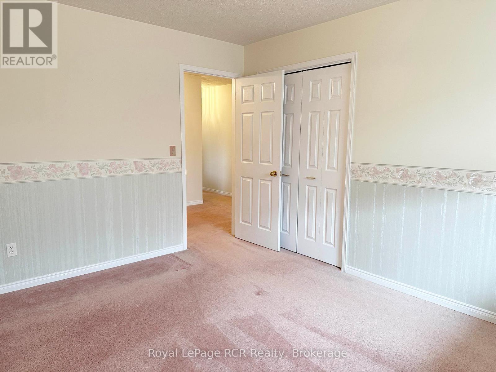 218 4th Street Crescent, Hanover, Ontario  N4N 3S2 - Photo 25 - X12085716