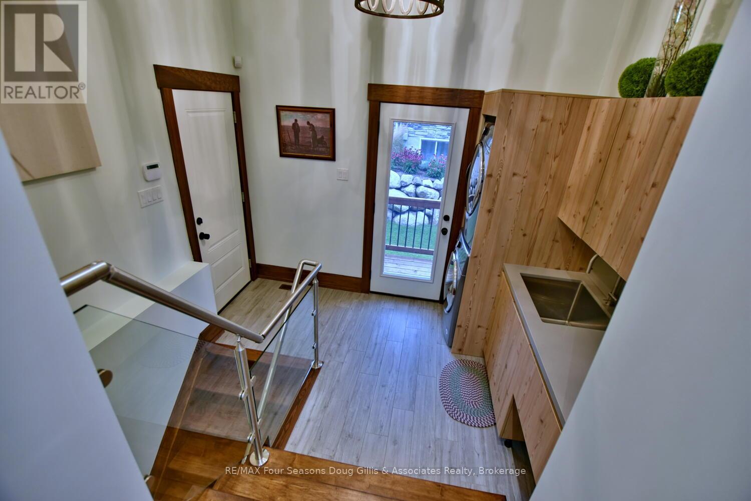 163 West Ridge Drive, Blue Mountains, Ontario  N0H 2P0 - Photo 23 - X12085838