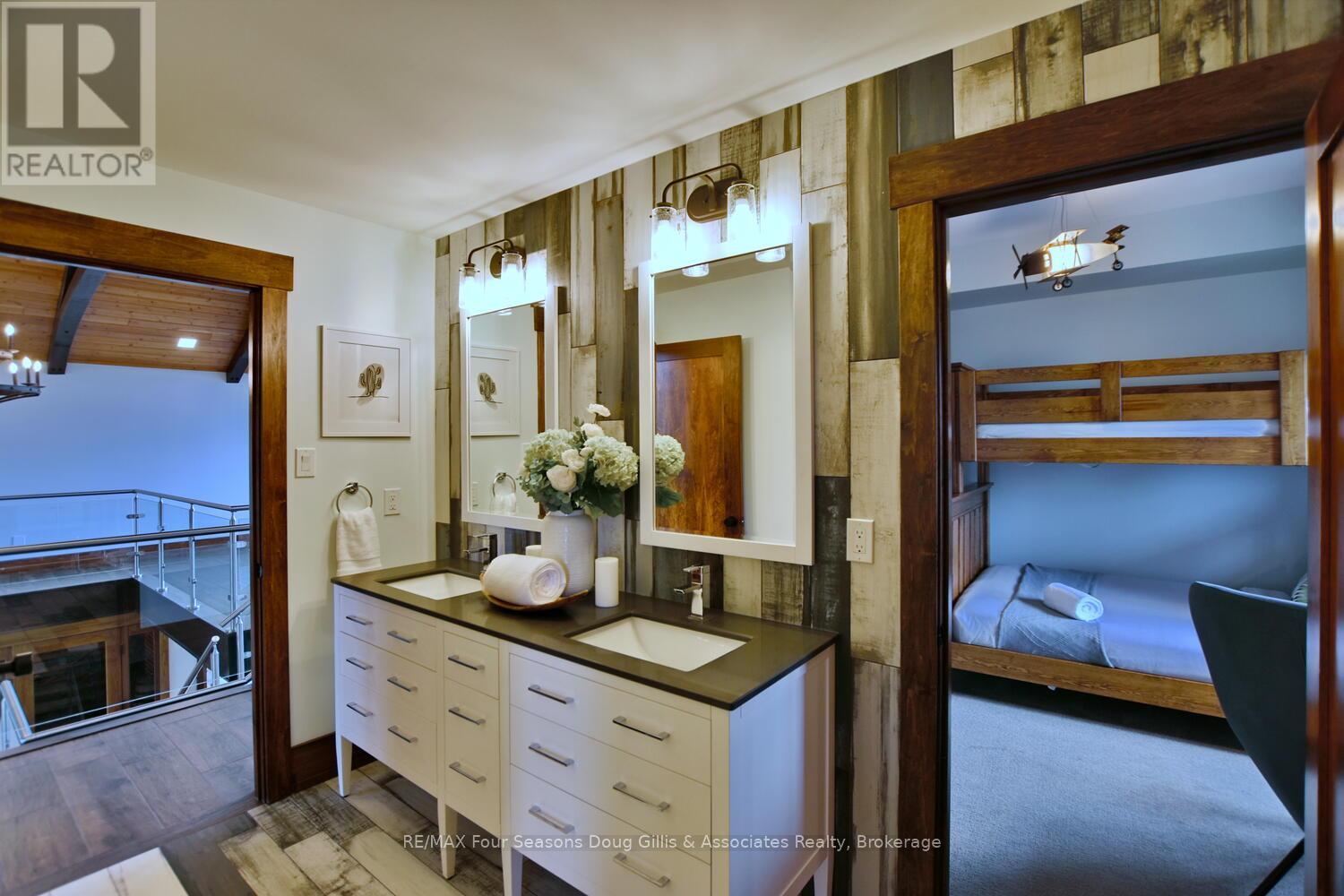 163 West Ridge Drive, Blue Mountains, Ontario  N0H 2P0 - Photo 27 - X12085838