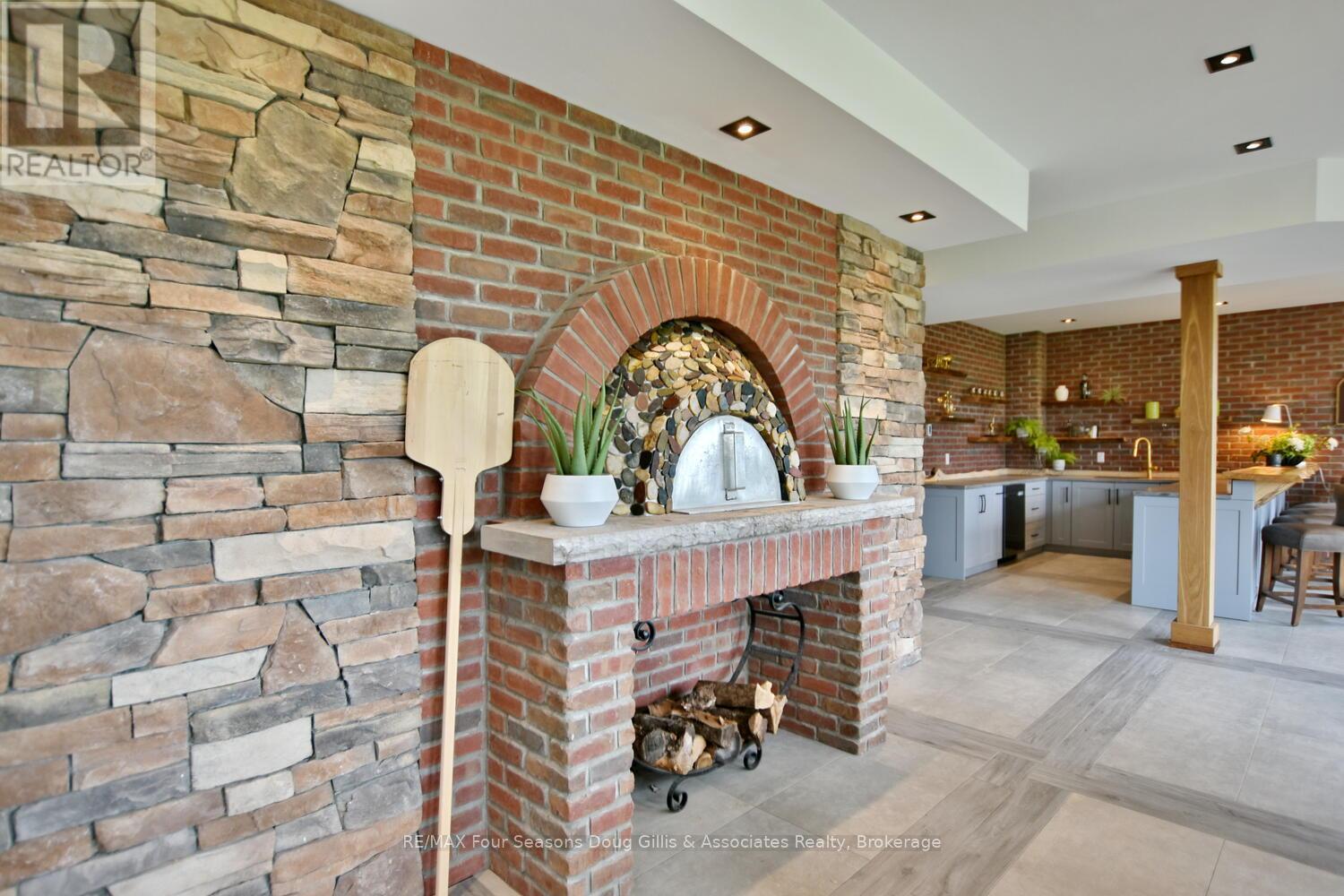 163 West Ridge Drive, Blue Mountains, Ontario  N0H 2P0 - Photo 36 - X12085838