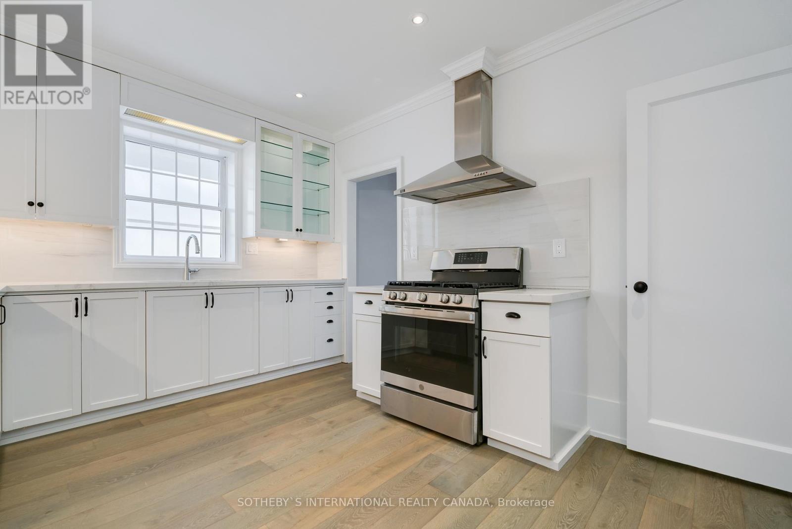 153 Rose Park Drive, Toronto (Rosedale-Moore Park), Ontario  M4T 1R6 - Photo 16 - C12085582