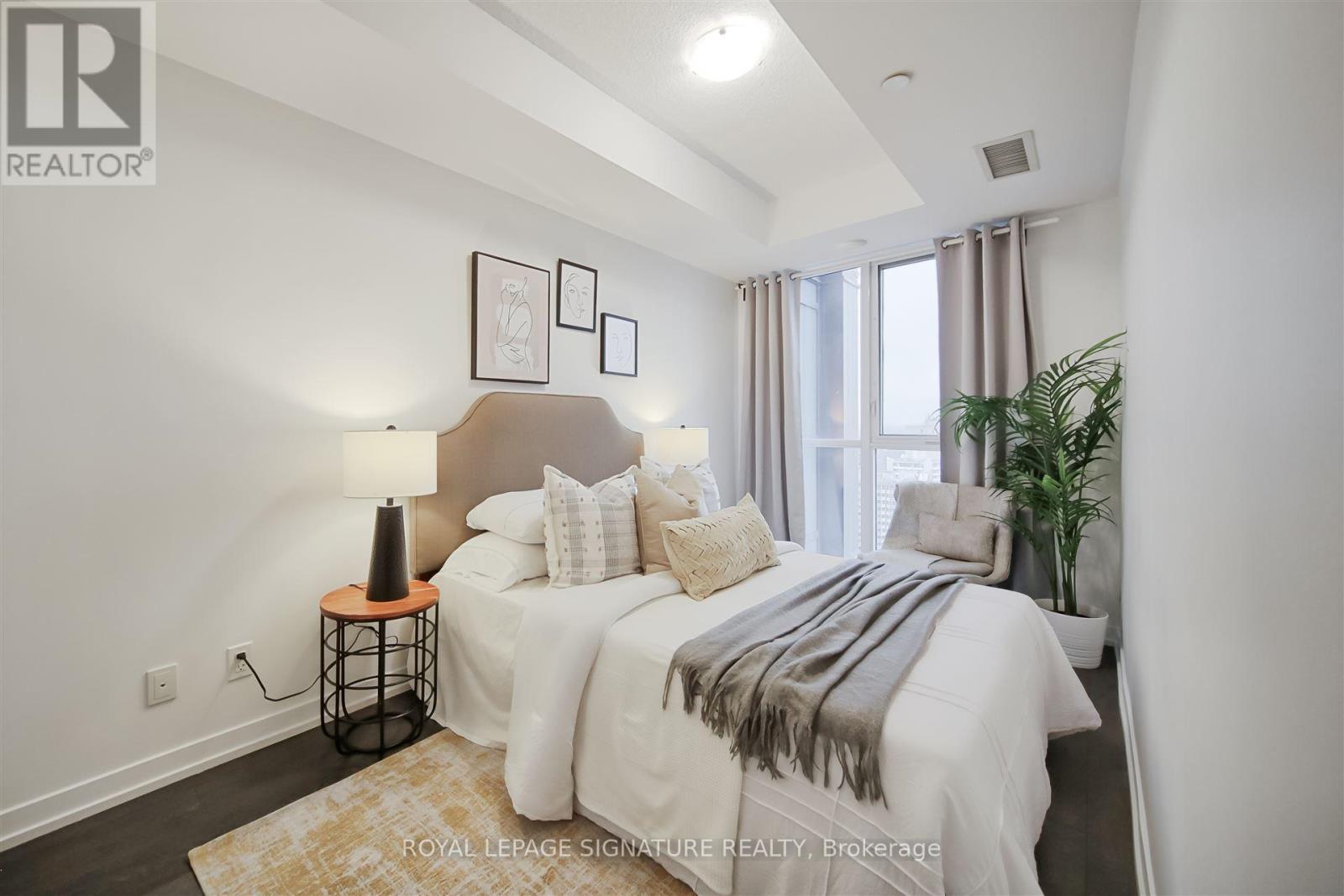 1913 - 125 Redpath Avenue, Toronto, Ontario  M4S 0B5 - Photo 14 - C12085736