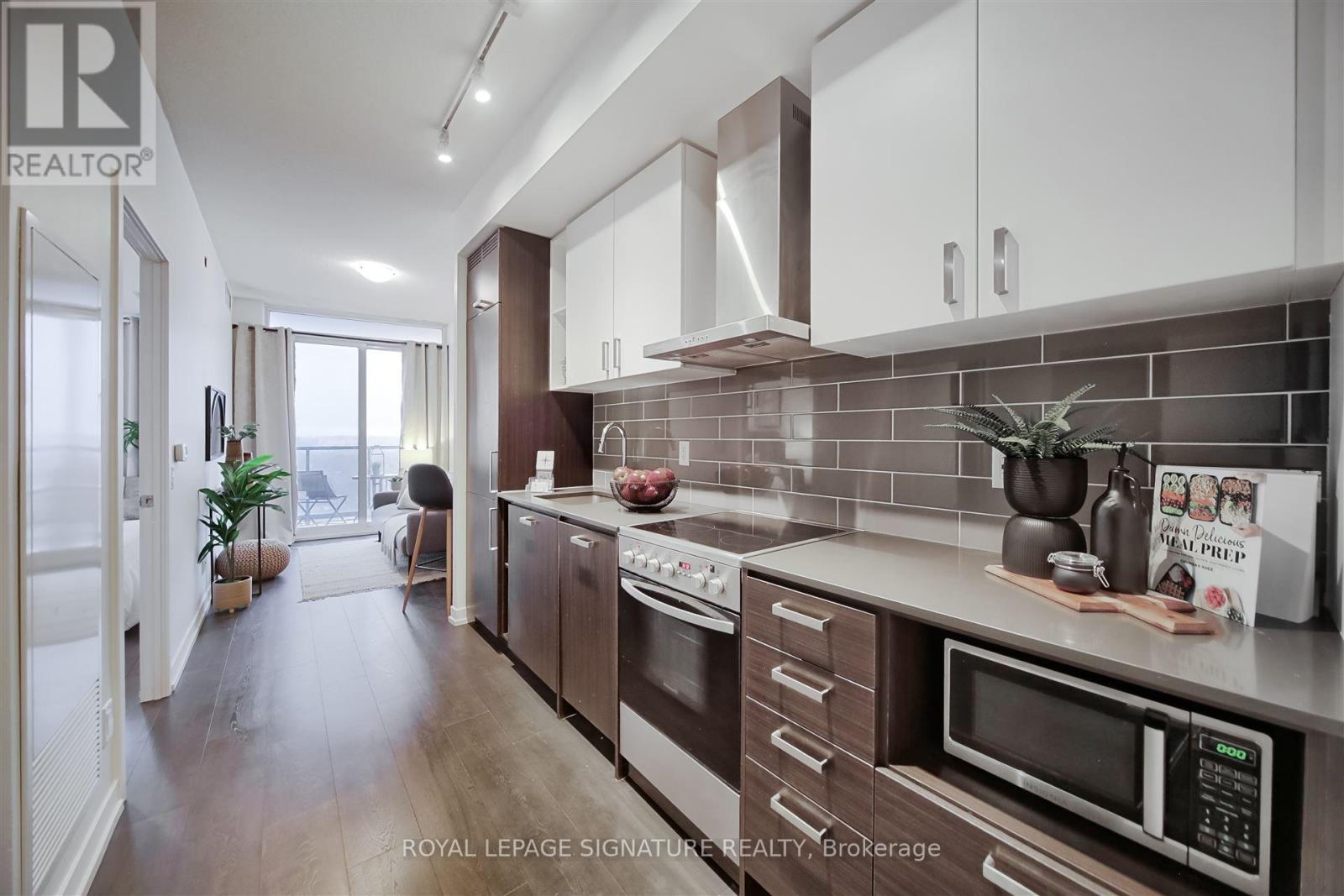 1913 - 125 Redpath Avenue, Toronto, Ontario  M4S 0B5 - Photo 8 - C12085736