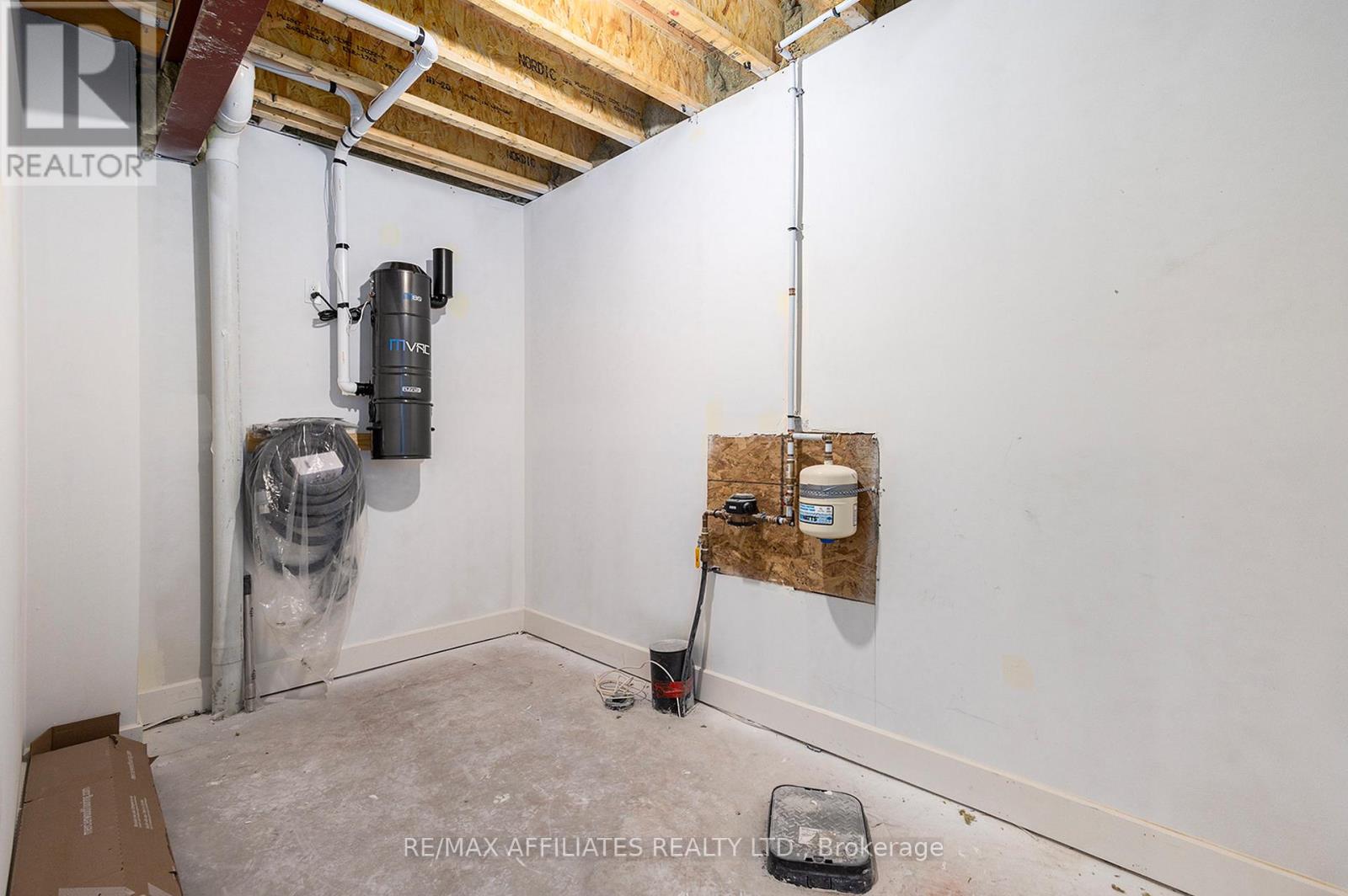 1353 Diamond Street, Clarence-Rockland, Ontario  K4K 0M6 - Photo 37 - X12085818