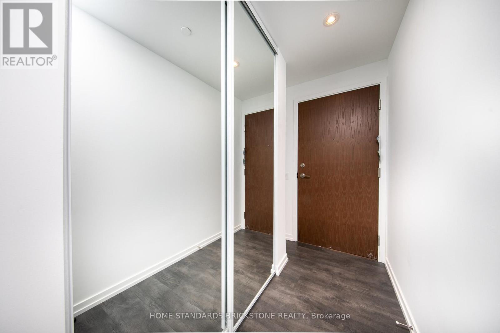 3301 - 7890 Jane Street, Vaughan (Vaughan Corporate Centre), Ontario  L4K 0K9 - Photo 4 - N12085753