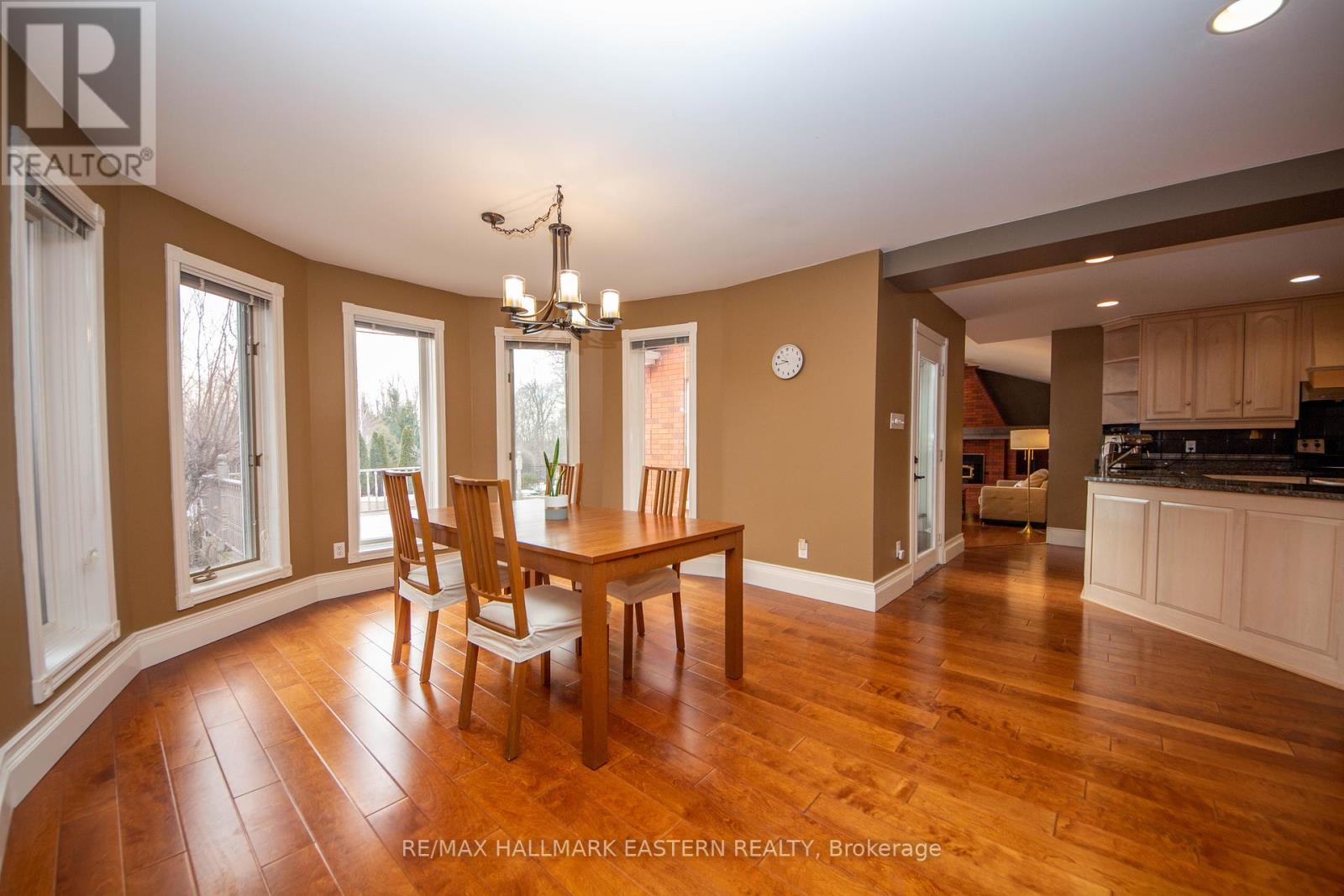 1740 Waddell Avenue, Peterborough West, Ontario  K9K 2G5 - Photo 8 - X12032381