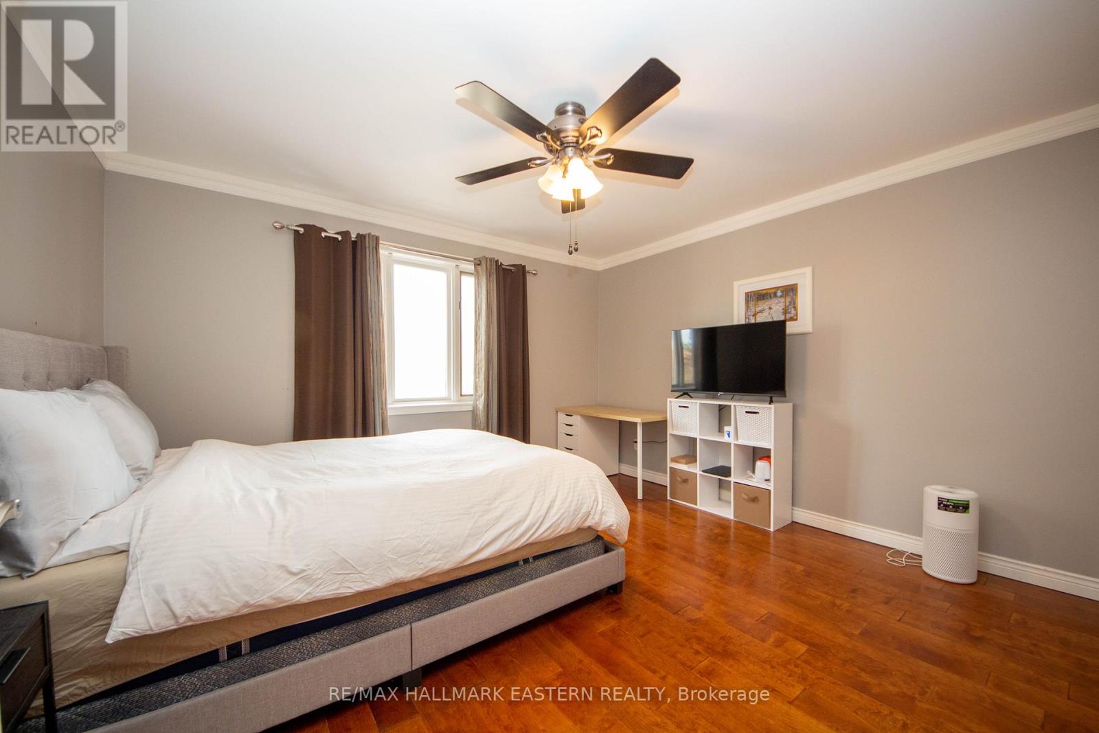 1740 Waddell Avenue, Peterborough West, Ontario  K9K 2G5 - Photo 23 - X12032381