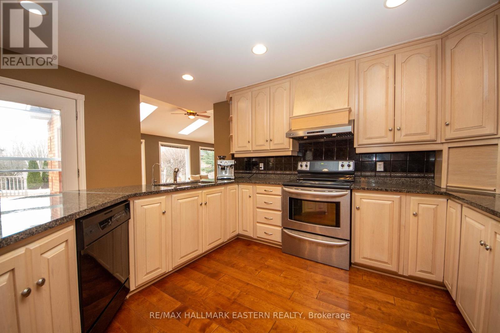 Property at 1740 WADDELL AVENUE image 5