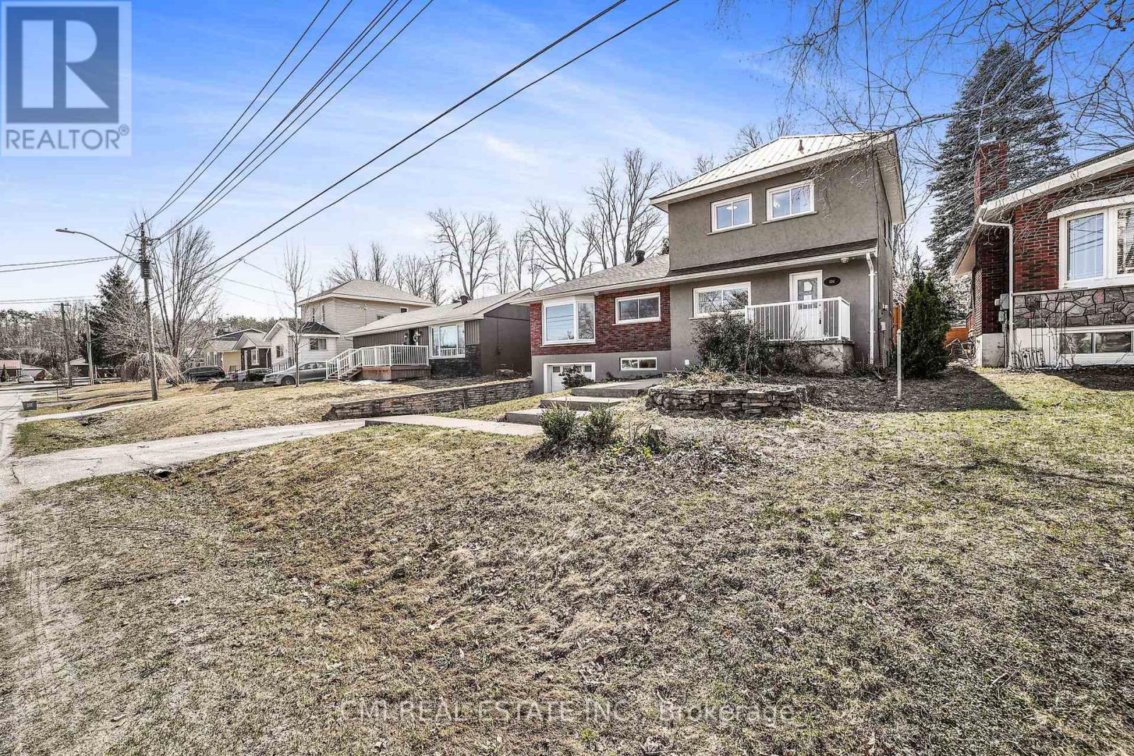 Property at 124 NINTH STREET image 3