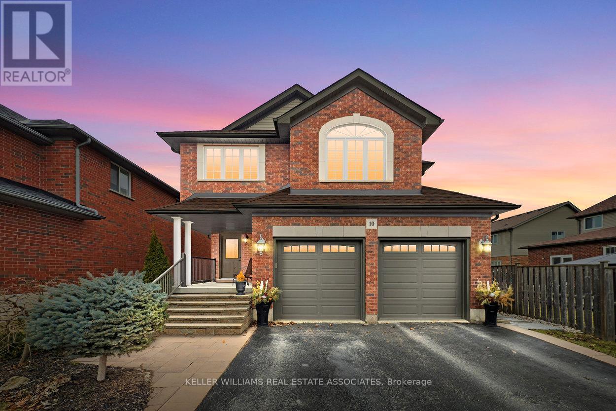 Property at 10 MEADOWGLEN BOULEVARD image 2