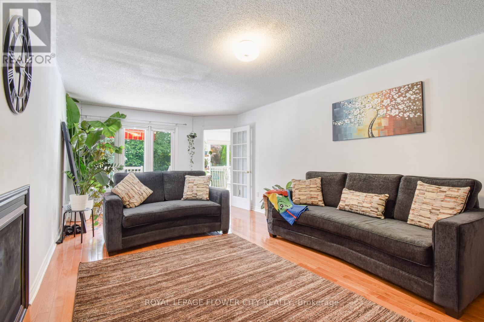 6052 St. Ives Way, Mississauga, Ontario  L5N 4M1 - Photo 13 - W12085620