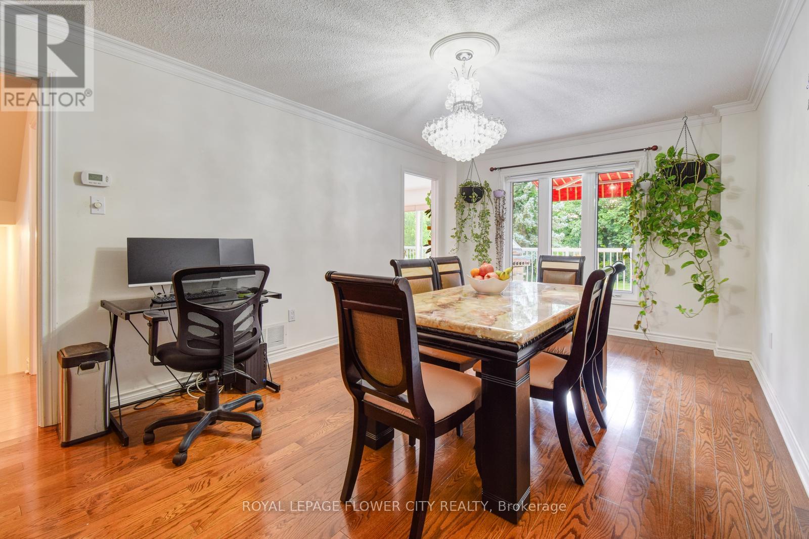 6052 St. Ives Way, Mississauga, Ontario  L5N 4M1 - Photo 22 - W12085620