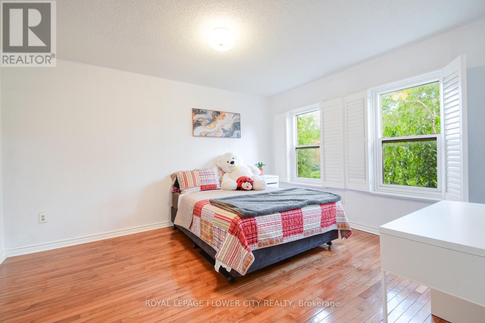 6052 St. Ives Way, Mississauga, Ontario  L5N 4M1 - Photo 33 - W12085620