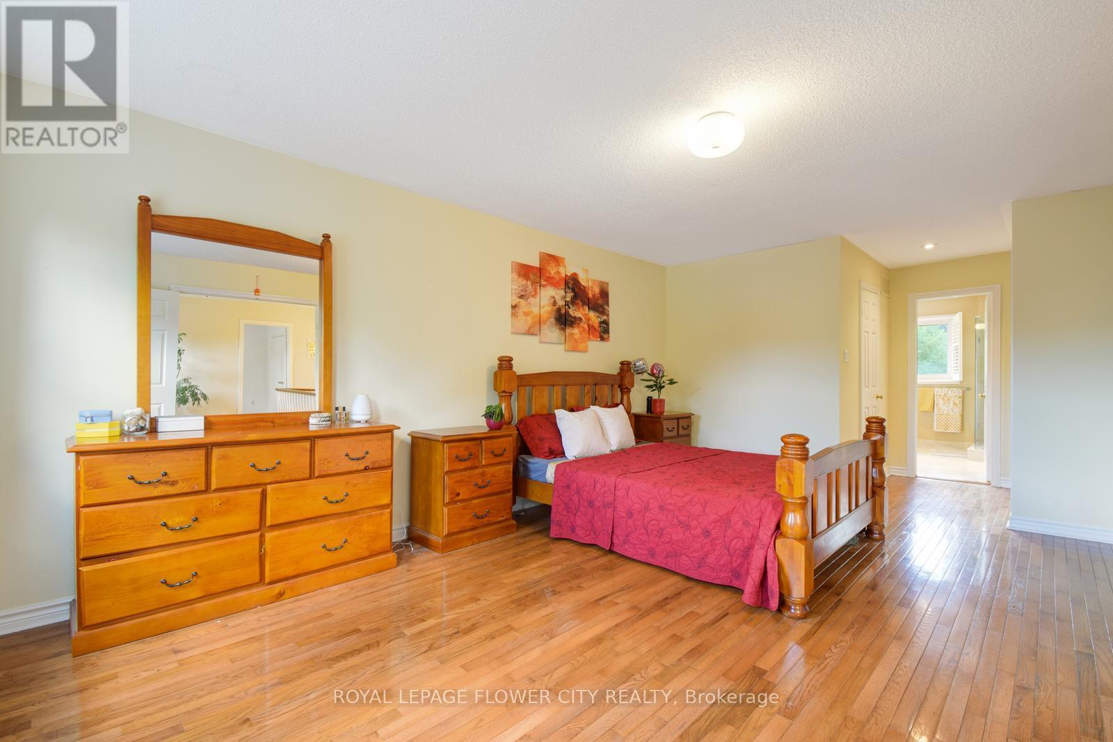 6052 St. Ives Way, Mississauga, Ontario  L5N 4M1 - Photo 35 - W12085620