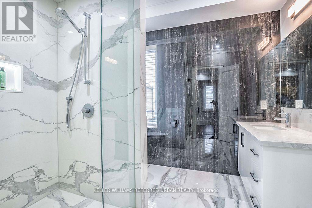 83 Floral Parkway, Toronto, Ontario  M6L 2C3 - Photo 26 - W12085864