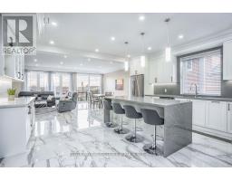 83 FLORAL PARKWAY, Toronto, Ontario