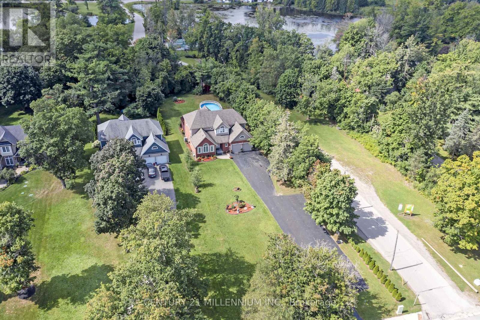 Property at 256 MAIN STREET image 4