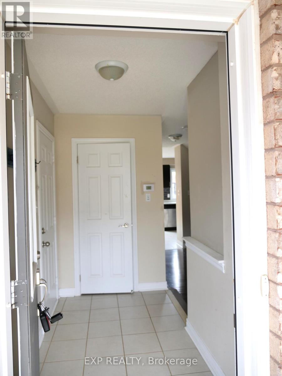 113 Keith Crescent, Niagara-On-The-Lake, Ontario  L0J 1J0 - Photo 2 - X12073528