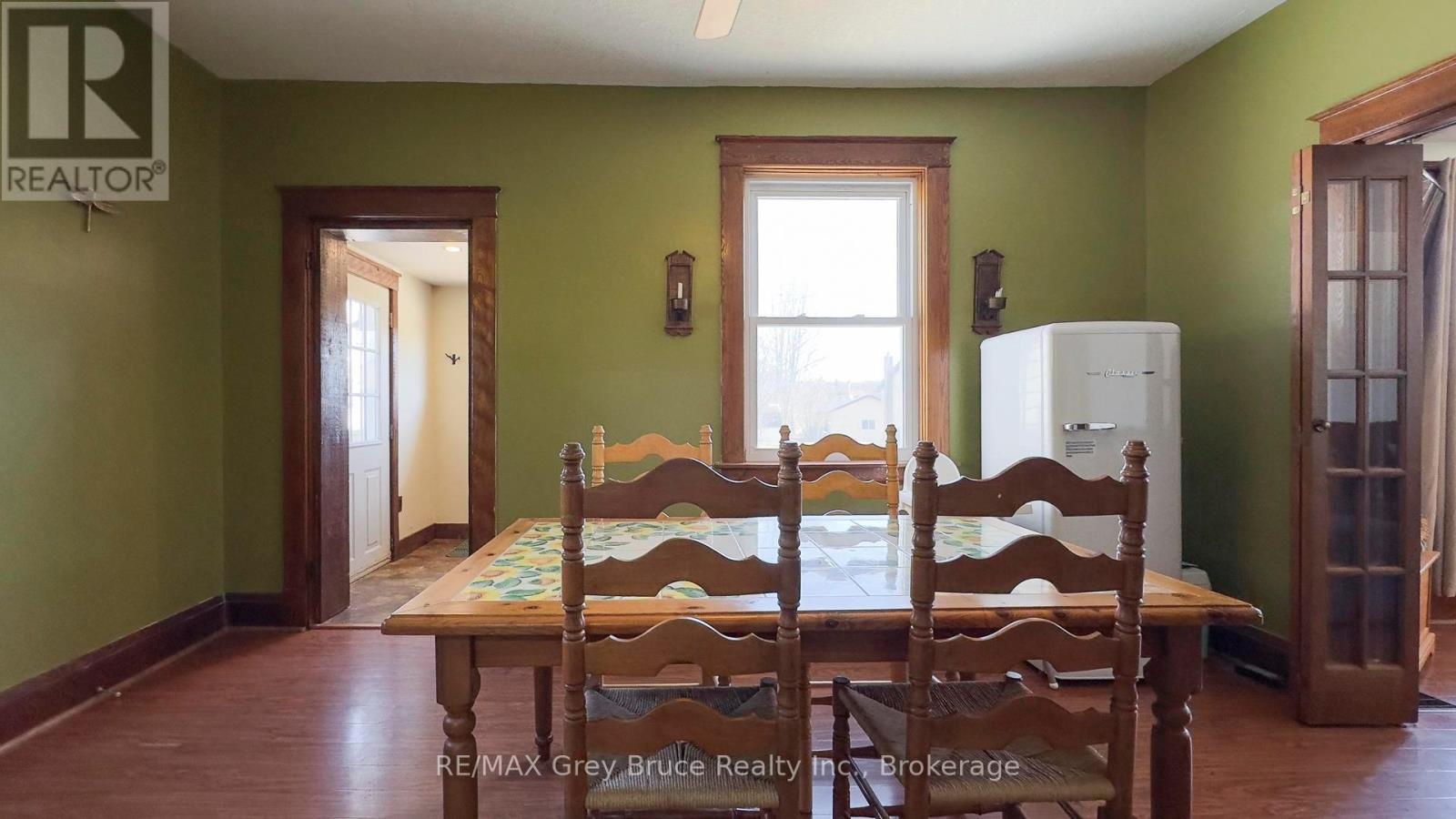 18 2nd Avenue Ne Avenue, Arran-Elderslie, Ontario  N0G 1L0 - Photo 13 - X12066254