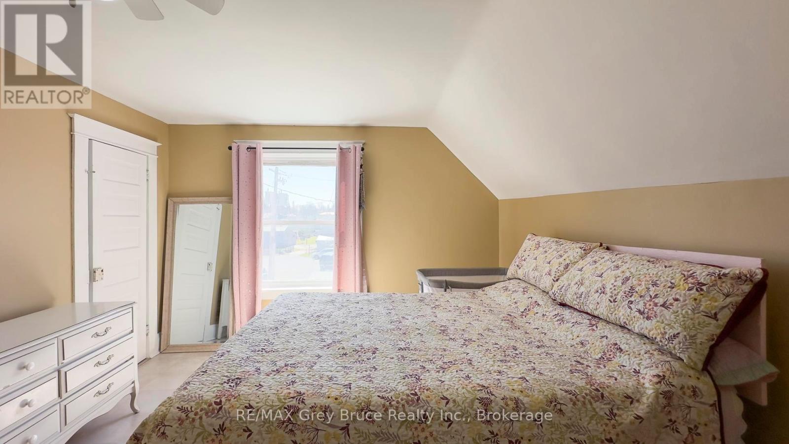 18 2nd Avenue Ne Avenue, Arran-Elderslie, Ontario  N0G 1L0 - Photo 28 - X12066254