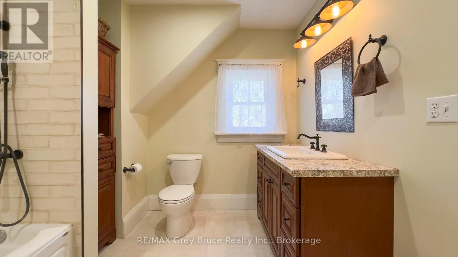 18 2nd Avenue Ne Avenue, Arran-Elderslie, Ontario  N0G 1L0 - Photo 32 - X12066254