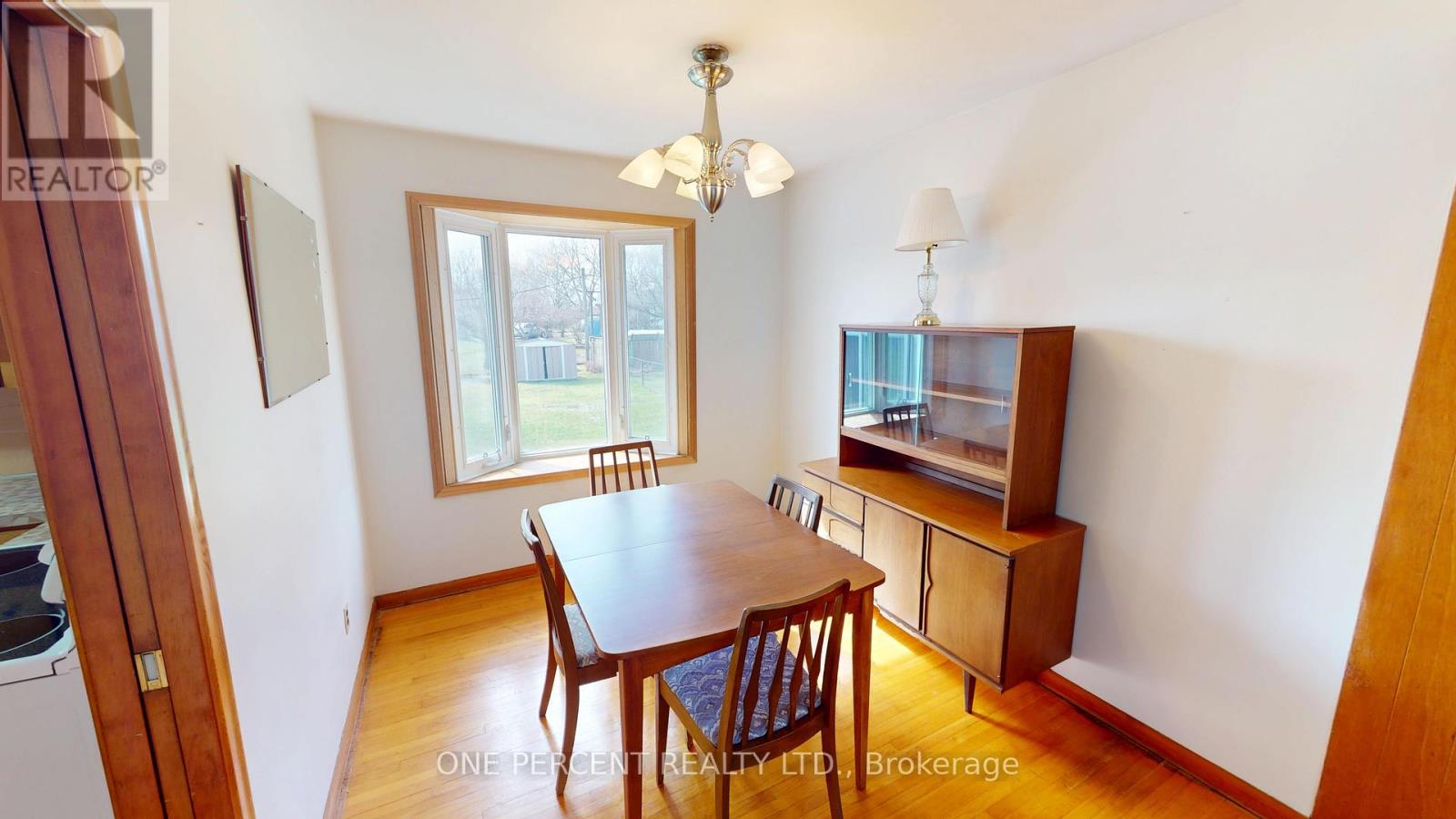 Property at 4607 QUEENSWAY GARDENS image 5