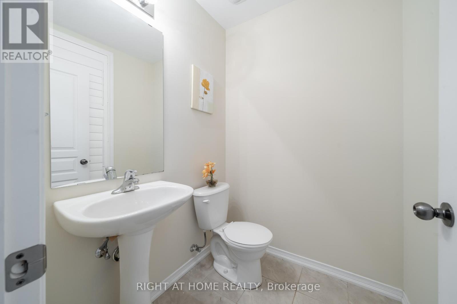Property at 148 WHITWELL WAY image 5