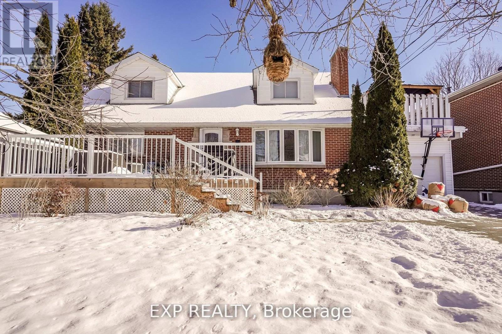 Property at 130 TREMAINE STREET image 2