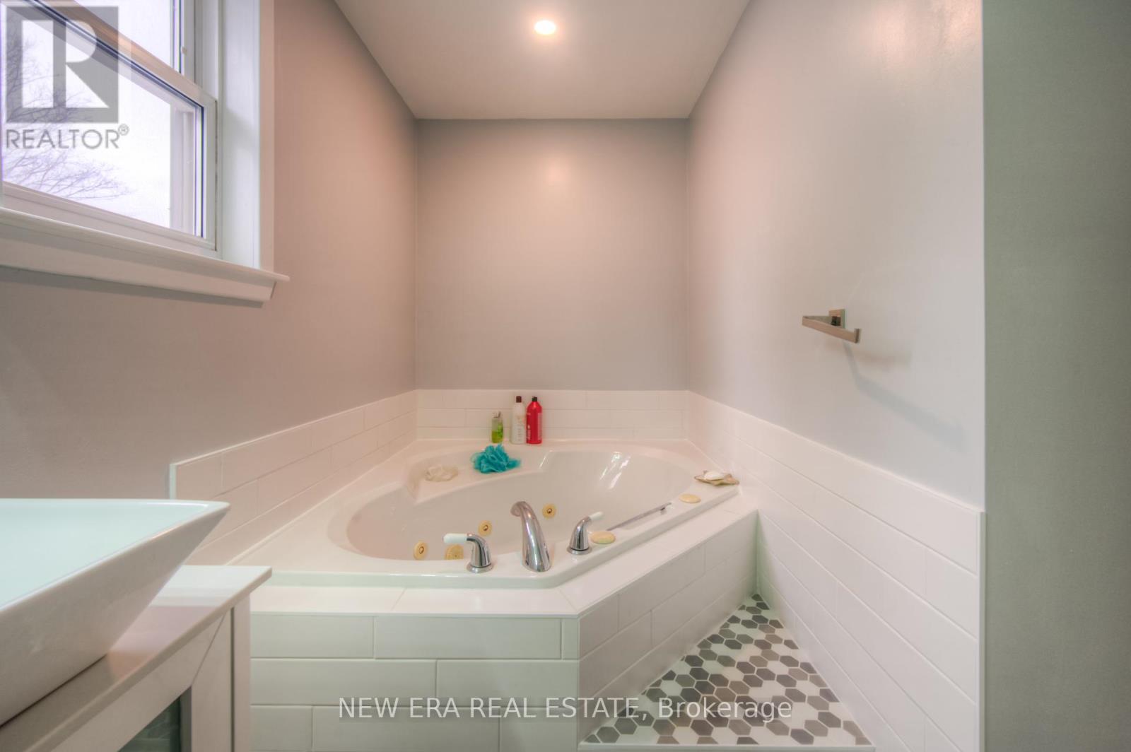 55 Wellington Street S, Hamilton, Ontario  L9H 3G3 - Photo 21 - X12085855