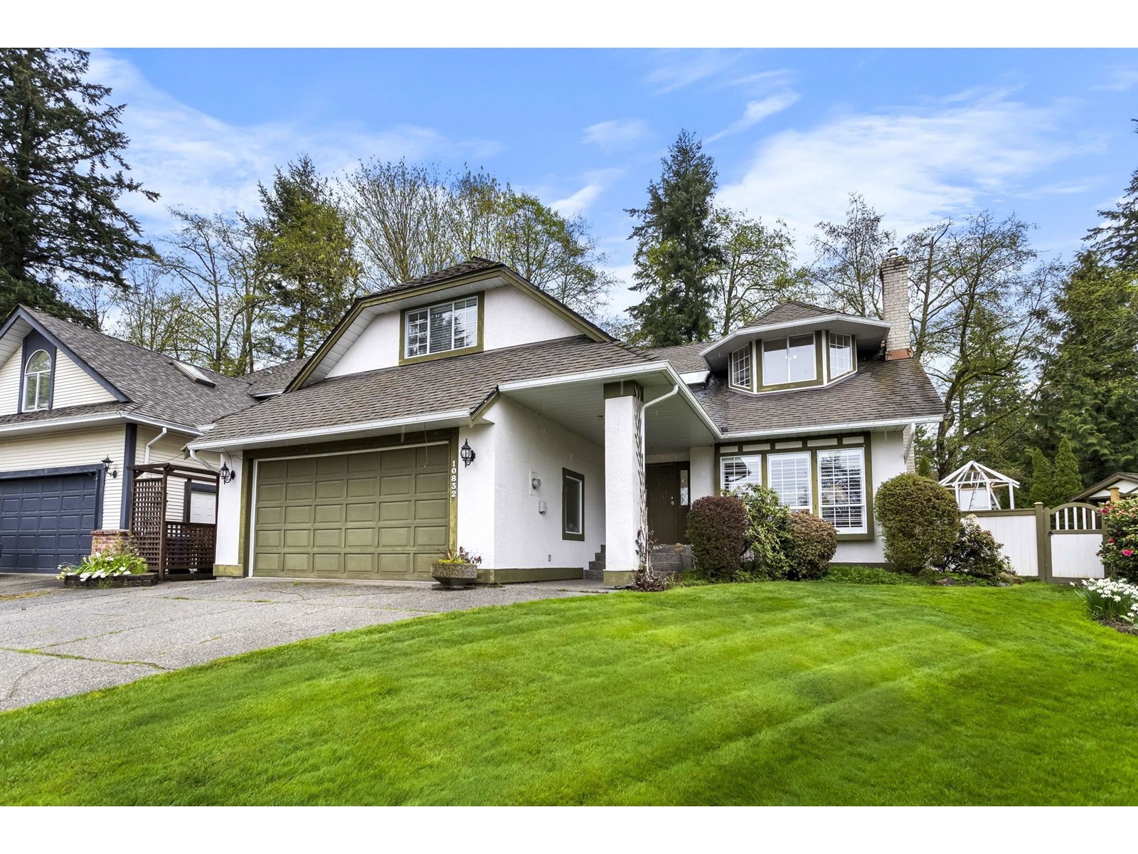 Property at 10832 MAGNOLIA COURT image 1