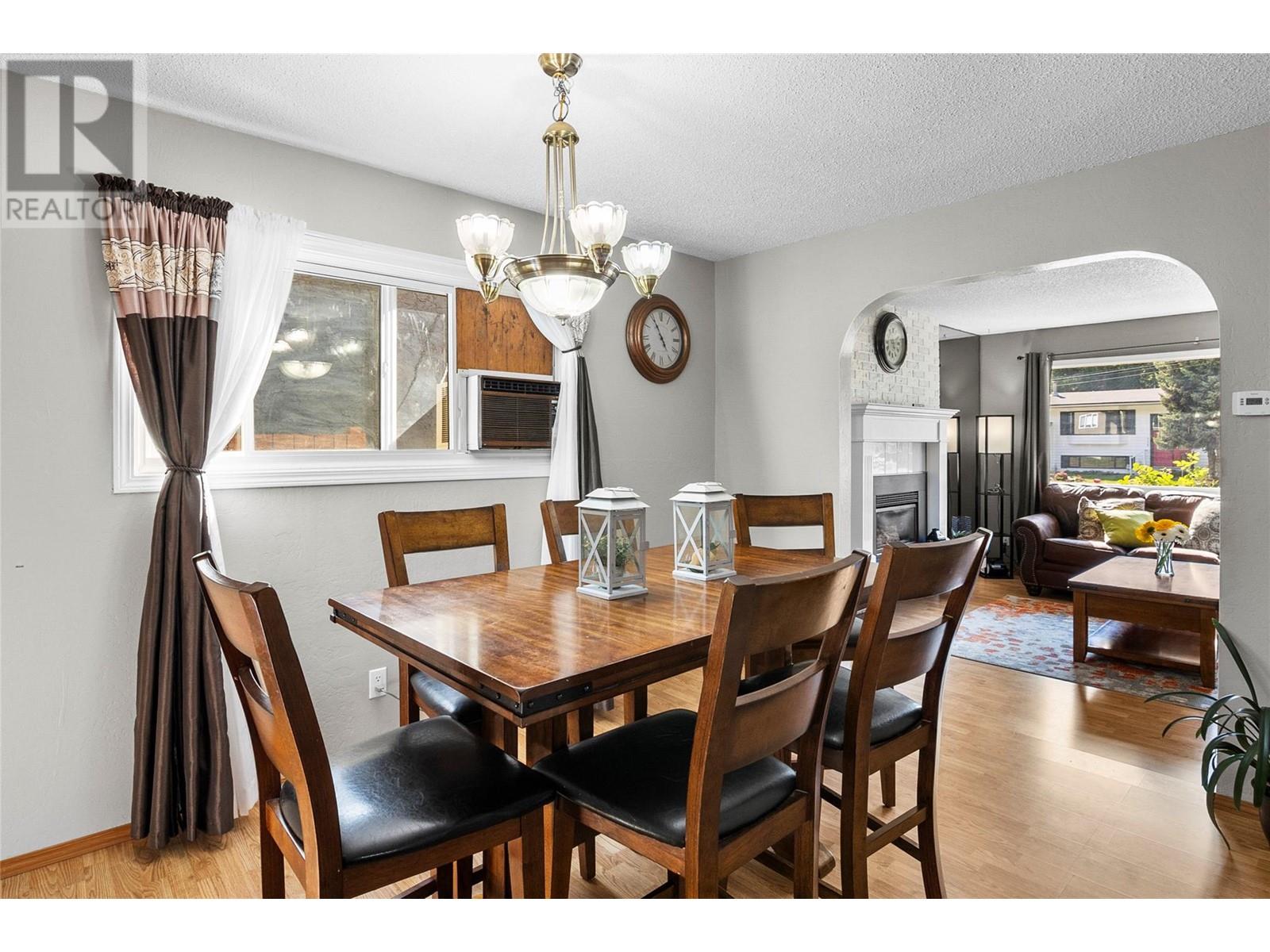 Property at 358 Pearkes Drive image 2