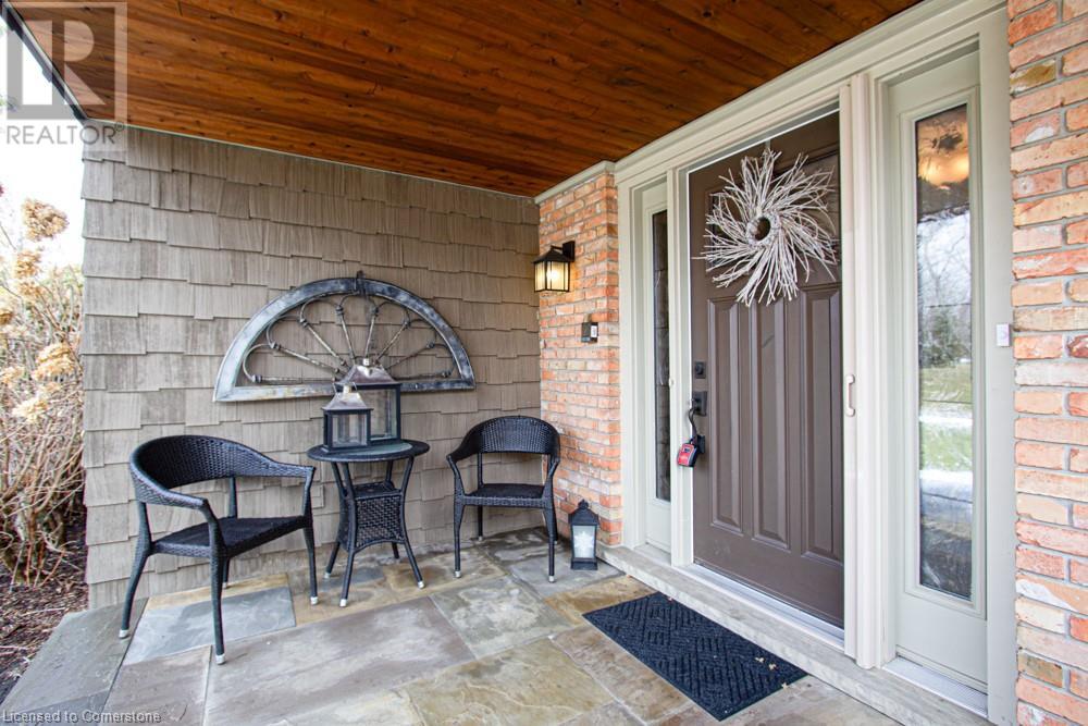 Property at 15 COACHMAN Crescent image 4